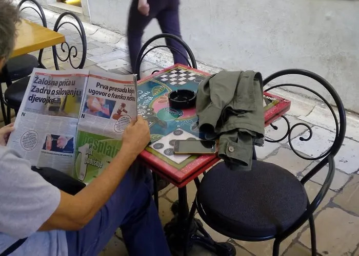 어코모데이션 지나