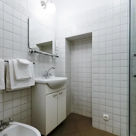 Gina Апартаменты *