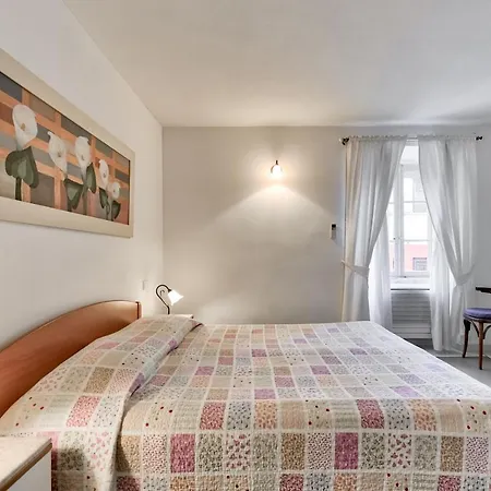 Апартаменты Gina Задар